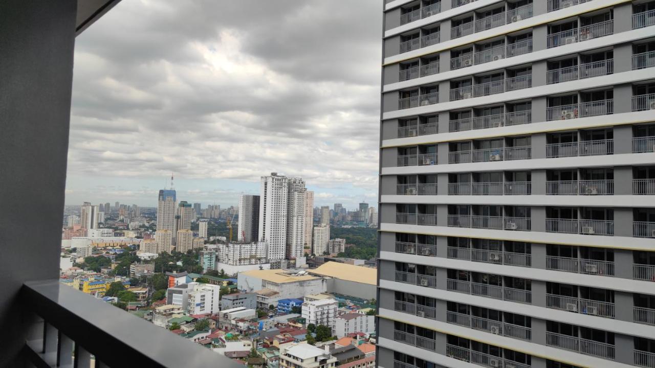 Fame Residences Manila Exterior photo